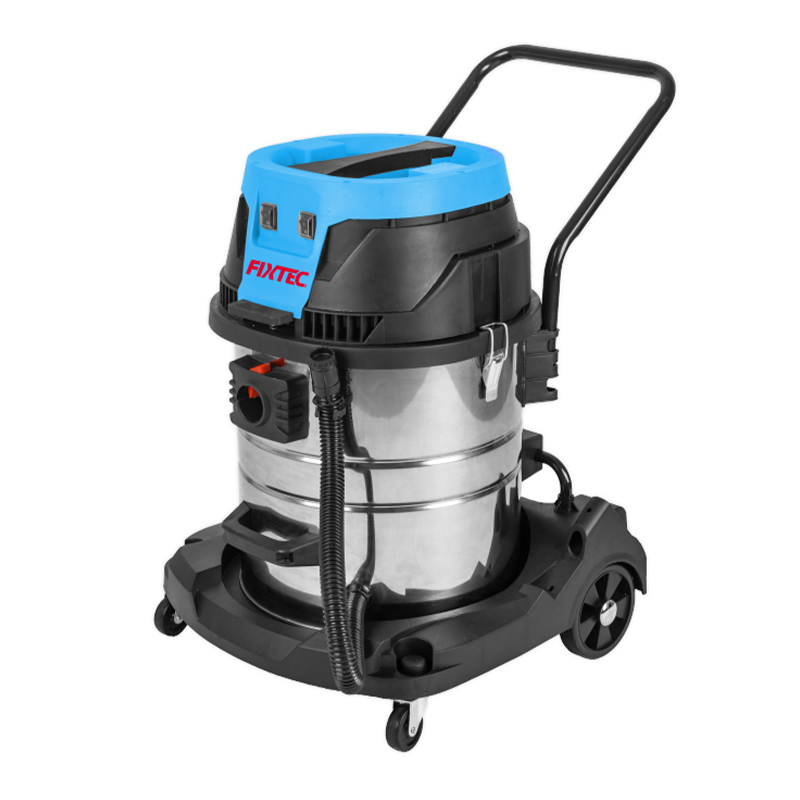 Aspirateur eau et poussi&egrave;re de 2 000 watts