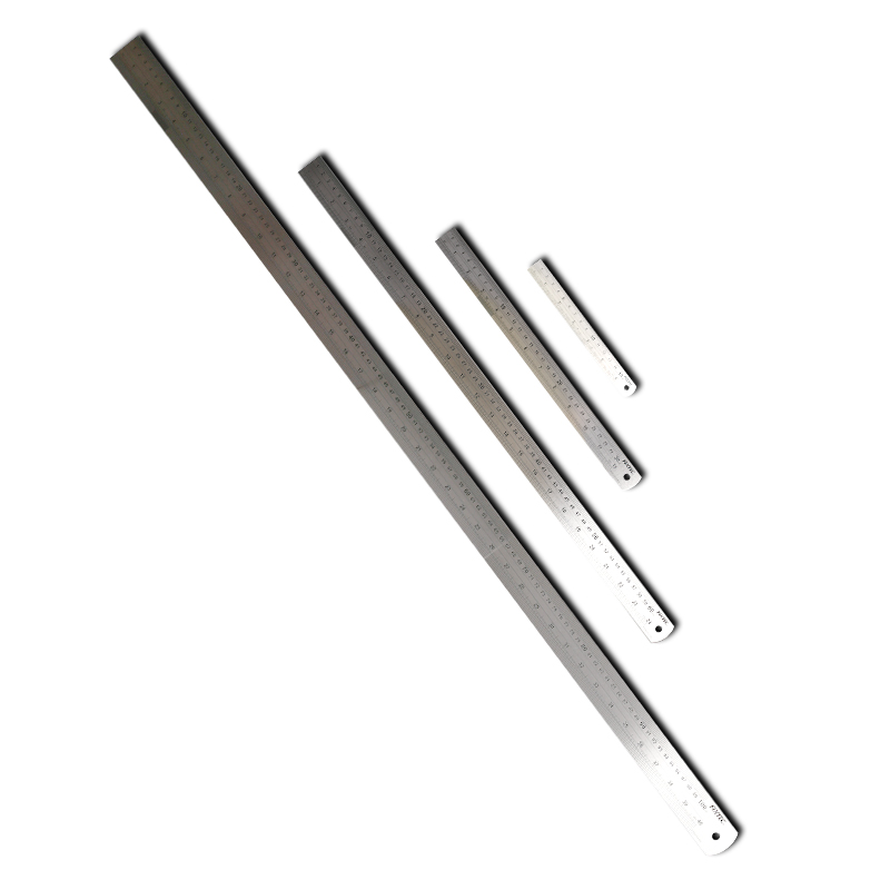 R&egrave;gle en acier inoxydable