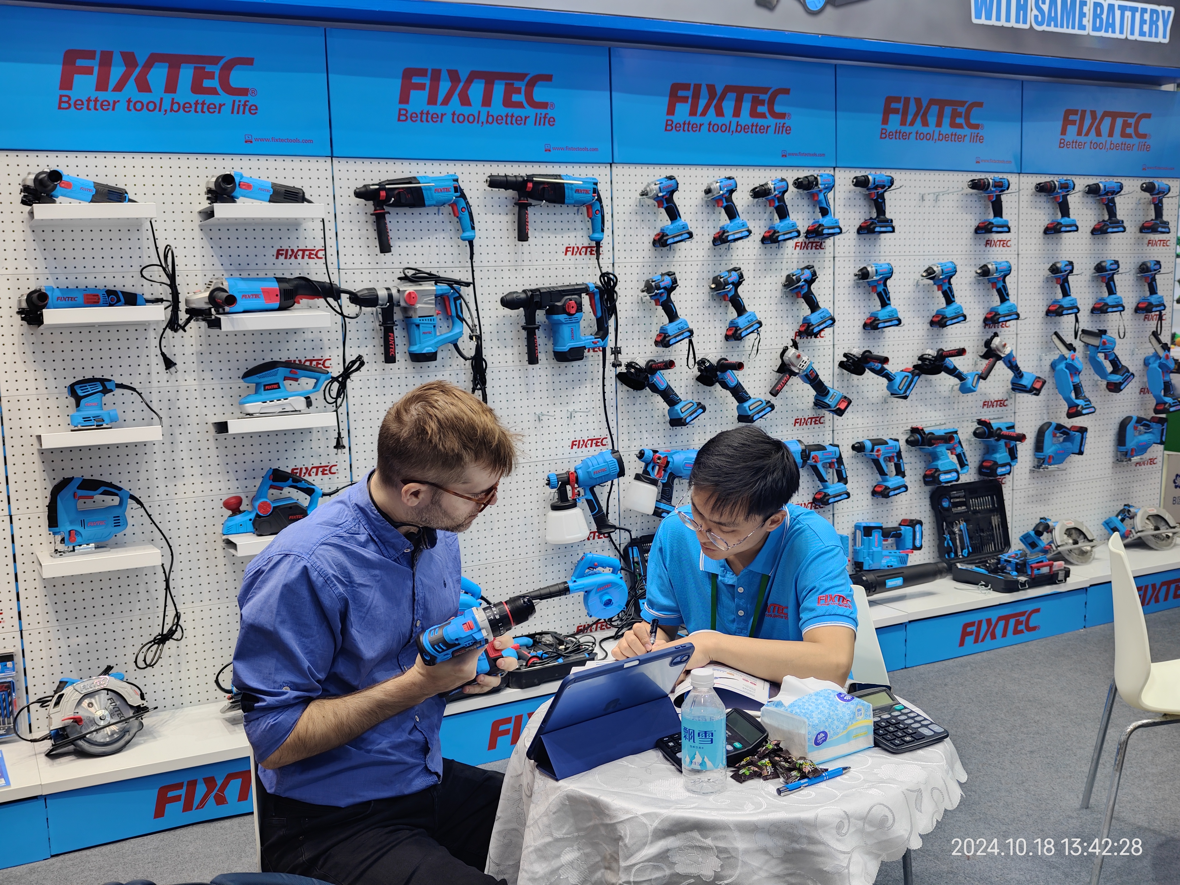 outils &eacute;lectriques outils &agrave; main